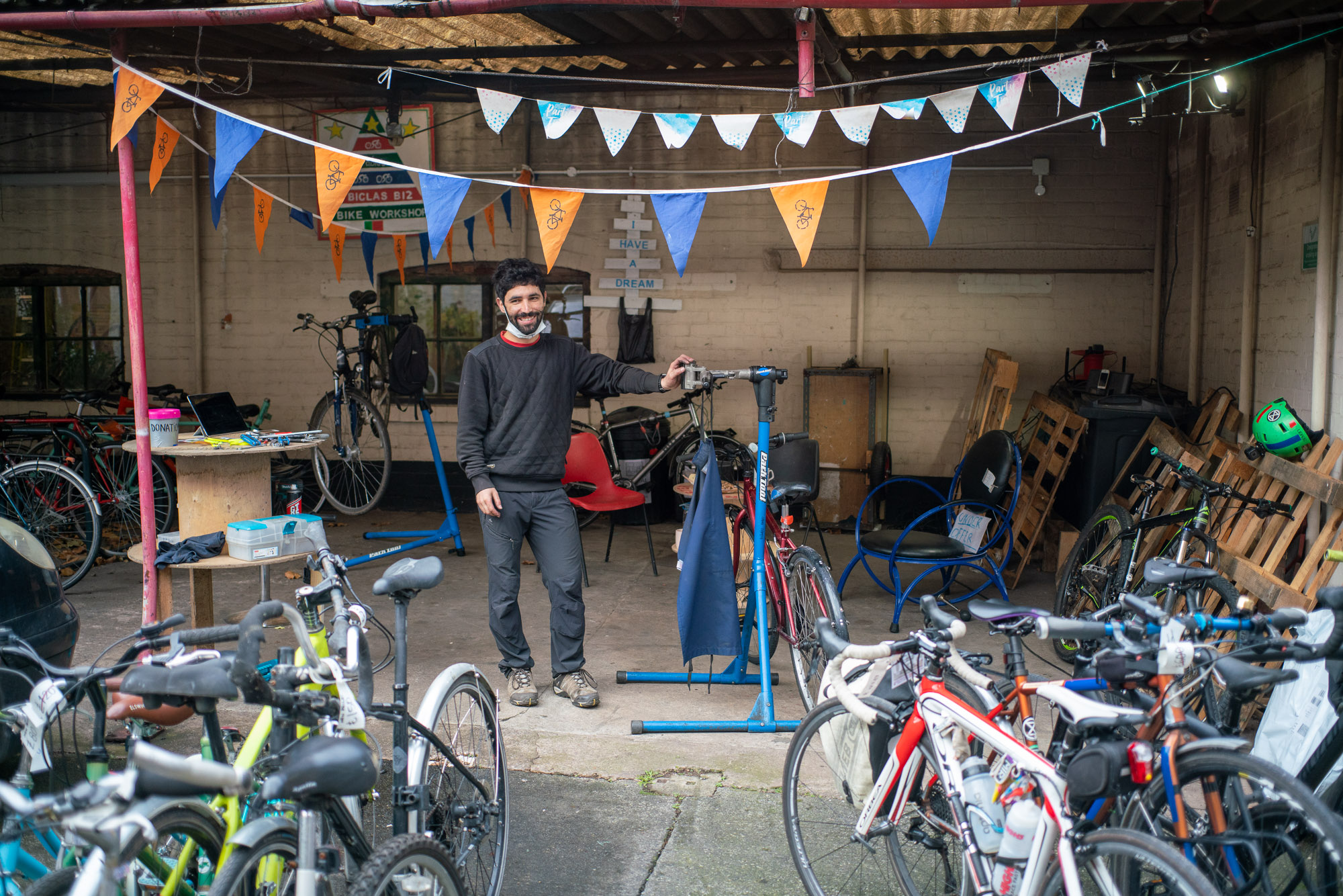 Biclas B12 Bike repair